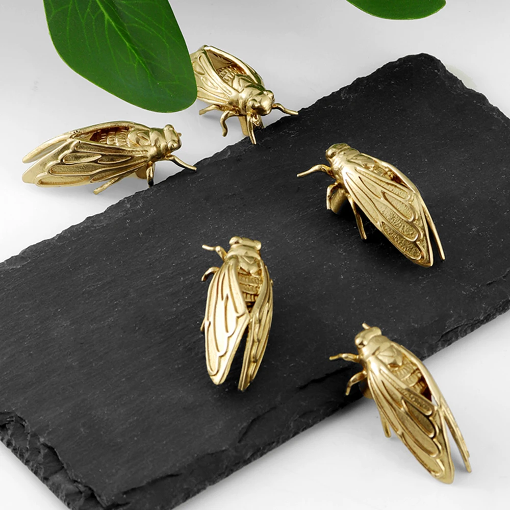 ทองเหลือง Cicada ตู้ประตู Knob - Unique Furniture Hardware Pulls บทวิจารณ์และราคา